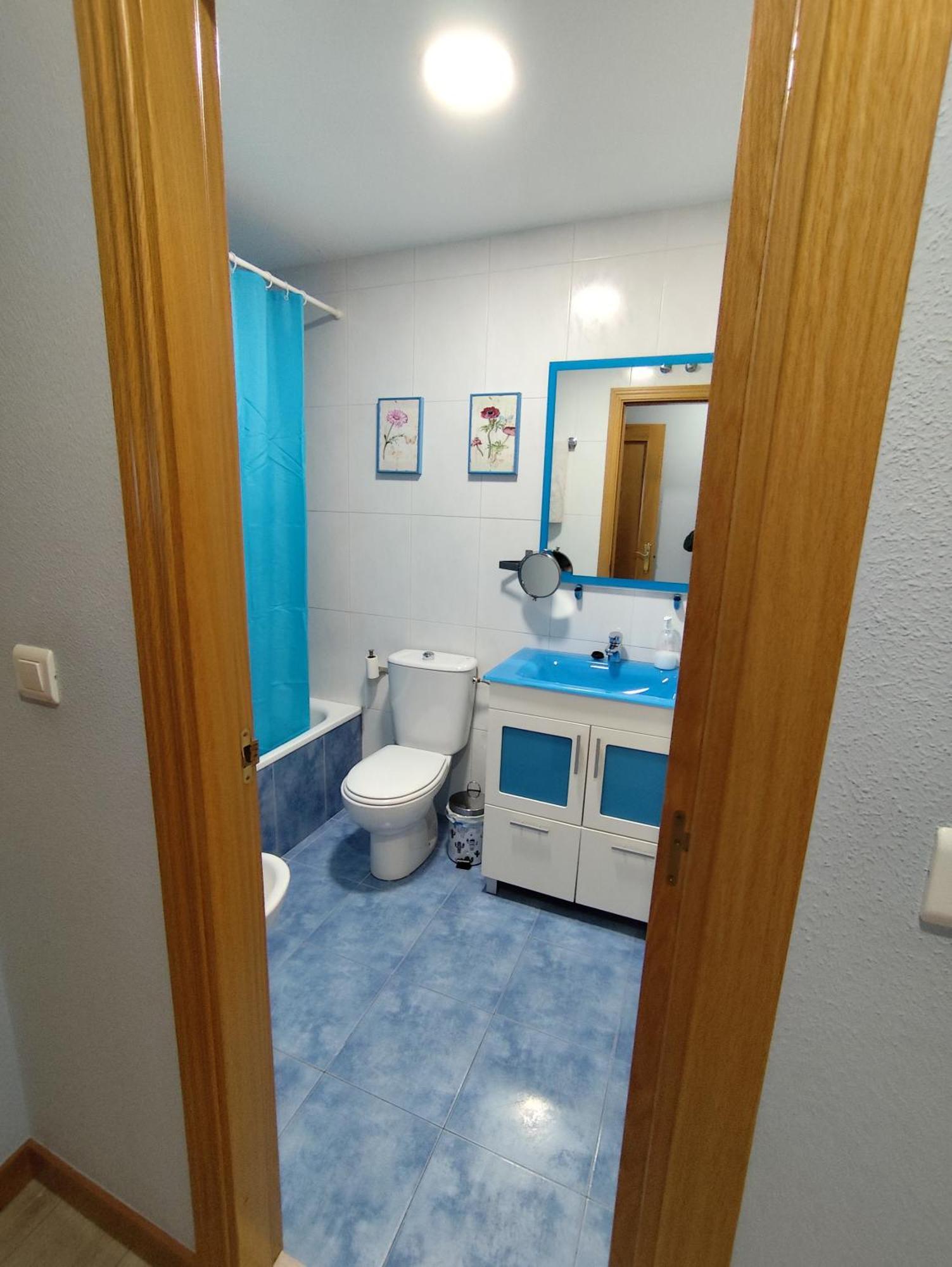 Apartamento De Tres Dormitorios Con Garaje Y Todos Los Servicios Cerca บูร์โกส ภายนอก รูปภาพ